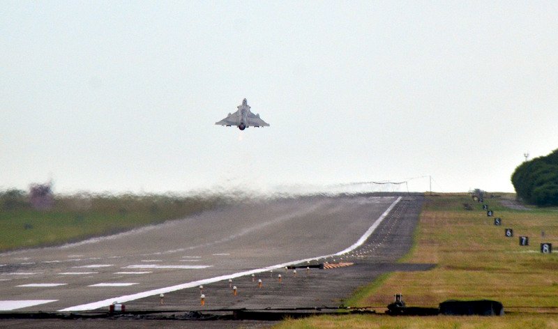 幻象和F5掛彈升空 空軍：無關中共軍演
