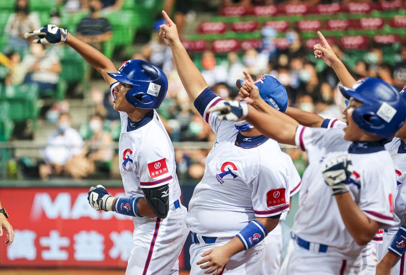 U12世界盃台灣打線升溫首轟出爐 複賽勝多明尼加