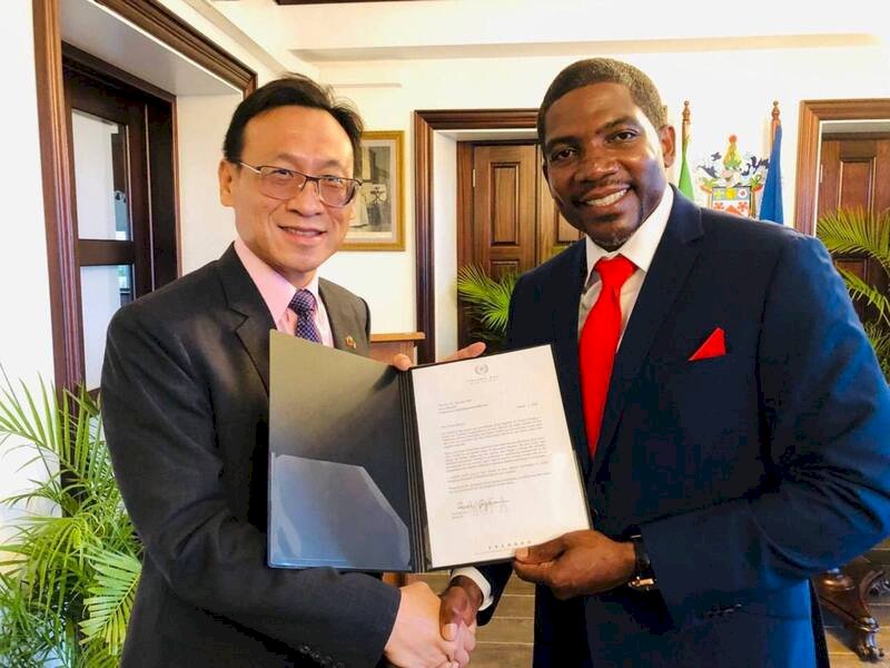 聖克里斯多福新總理就任 蔡總統親署賀函