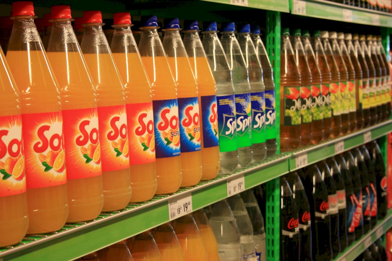 超市商品研究 洋芋片與含糖飲料皆會衝擊環境
