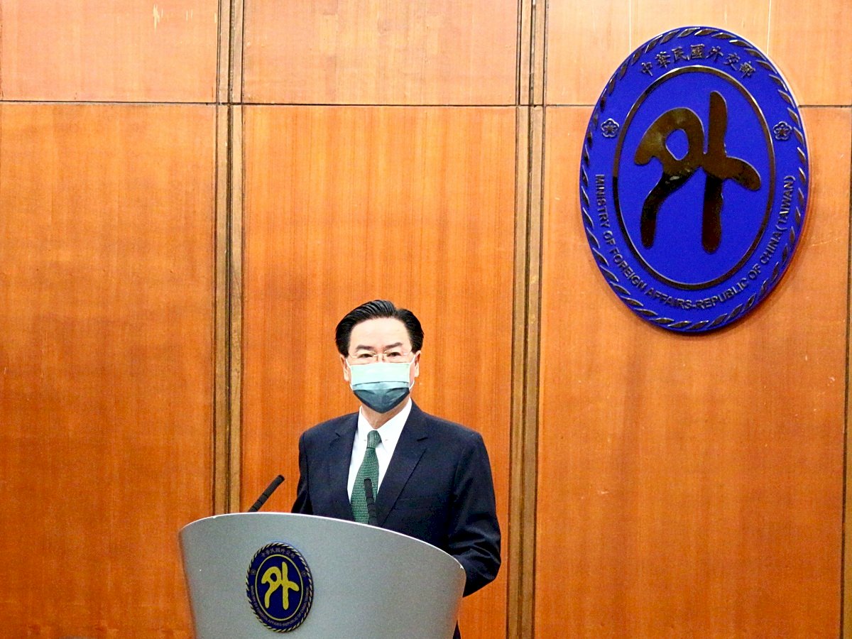 吳釗燮：阻威權主義蔓延 民主陣營須團結