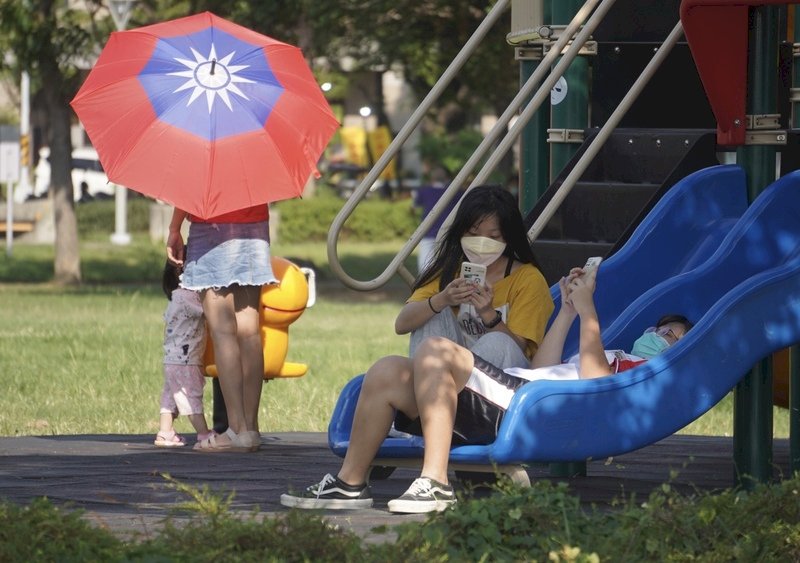 大台北、東半部15日防高溫 &nbsp;午後中南部留意大雨