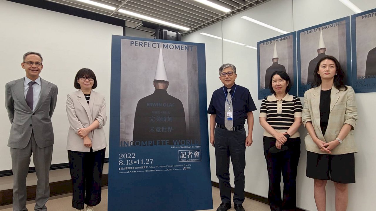 「埃爾溫・奧拉夫」個展登台  看見荷蘭攝影大師美學視野