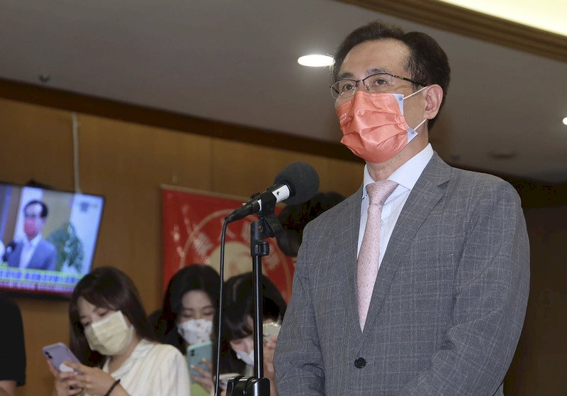 防論文風波失焦 桃園市長選戰民進黨改徵召鄭運鵬