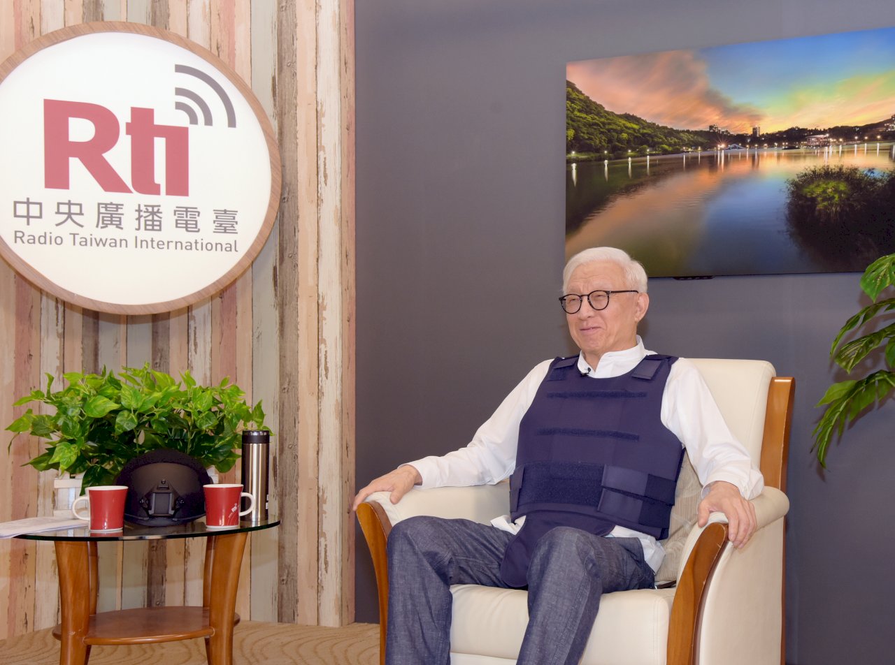 小蔣「三不」是抗中上策！ 曹興誠願出機票 請統派快回祖國 (影音)