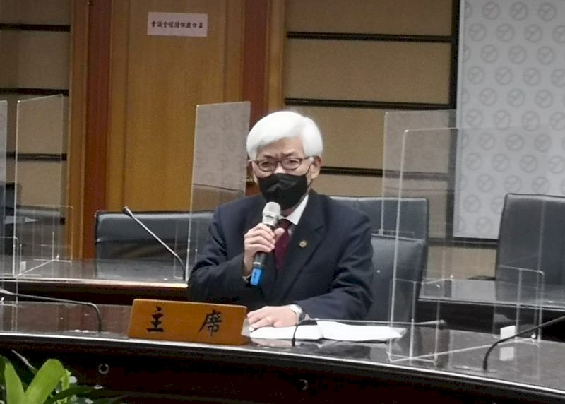 涉及競助選 李進勇：應避免戴候選人口罩去投票