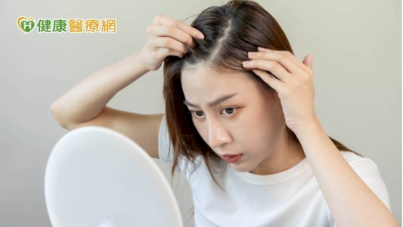 「髮際線」後退好心慌？醫揪「罪魁禍首」對症下藥