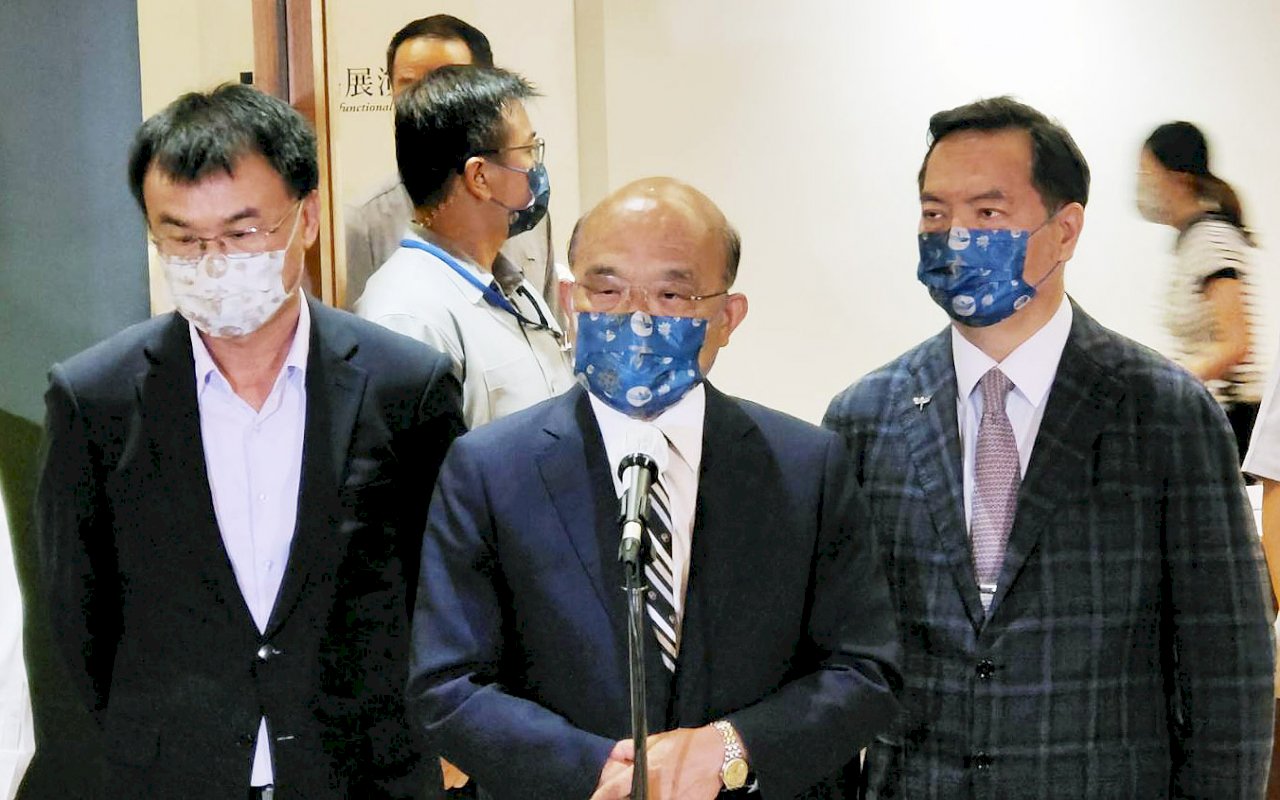 指示溝通數位中介服務法 蘇貞昌：大家都接受才推動