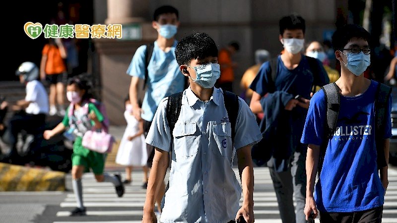 學生苦！上學比上班還早 「7大營養素」助回神