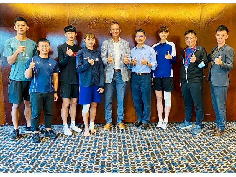 我跆拳道隊愛沙尼亞參賽 挺台議員晤選手加油打氣