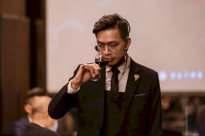獲米其林侍酒師獎 25歲林允順想出國擴大視野