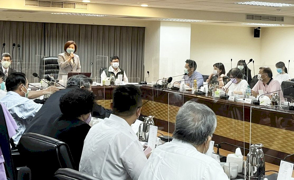 基本工資難達3萬 許銘春：未料疫情  續往目標邁進