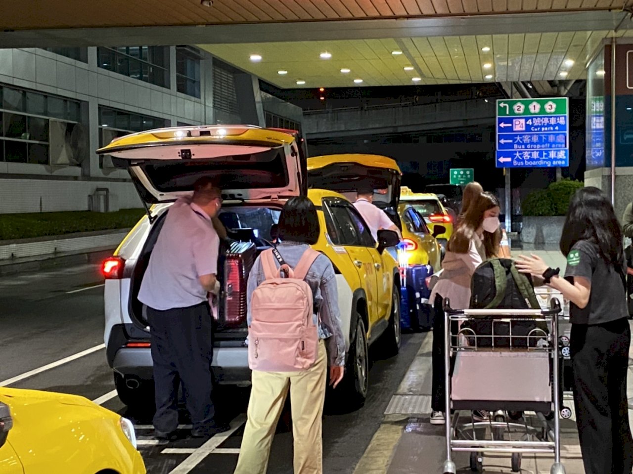 桃機9/3起開放共乘防疫計程車 首日狀況良好