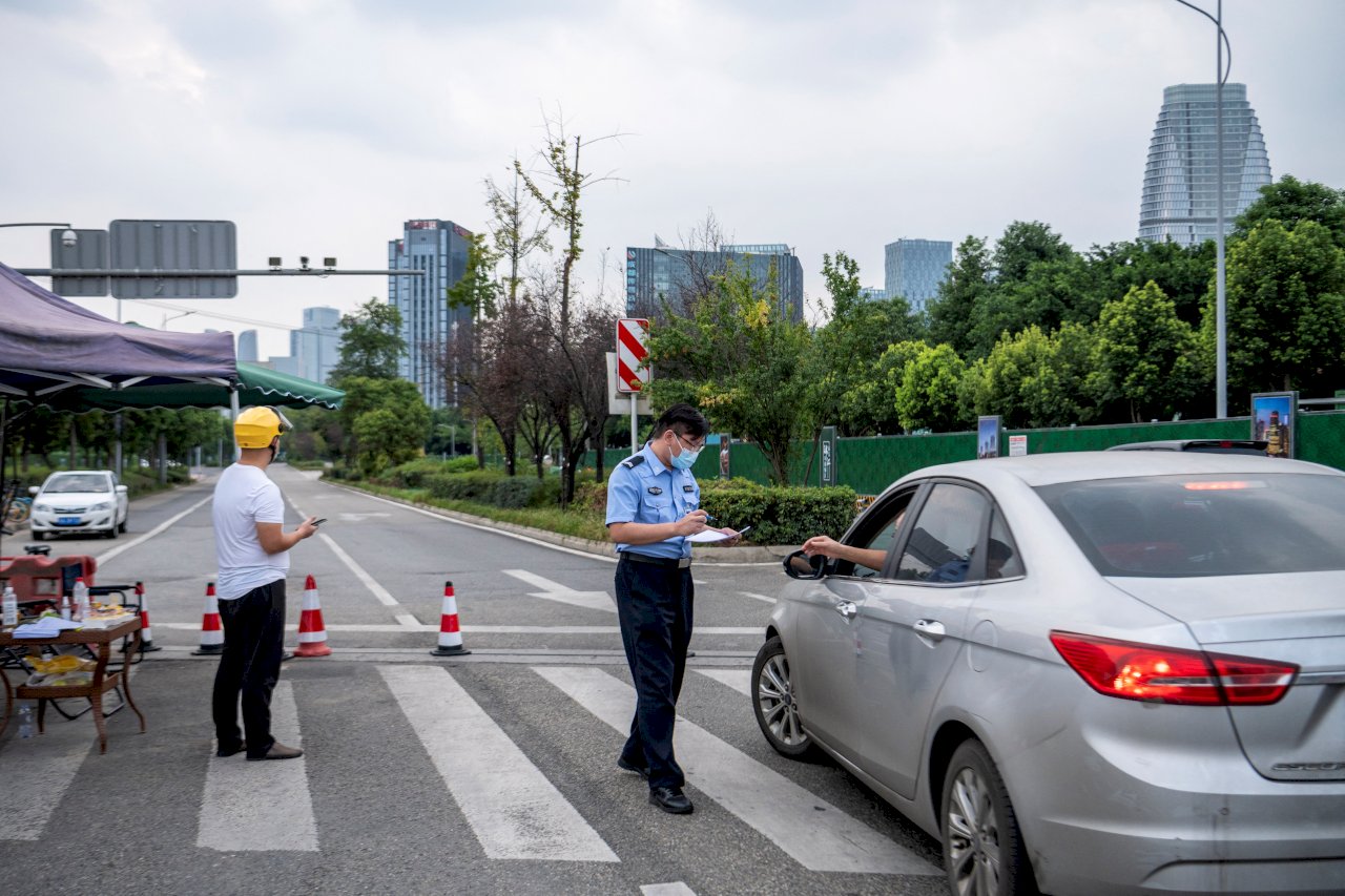 成都大多數地區延長封城 何時解封不明