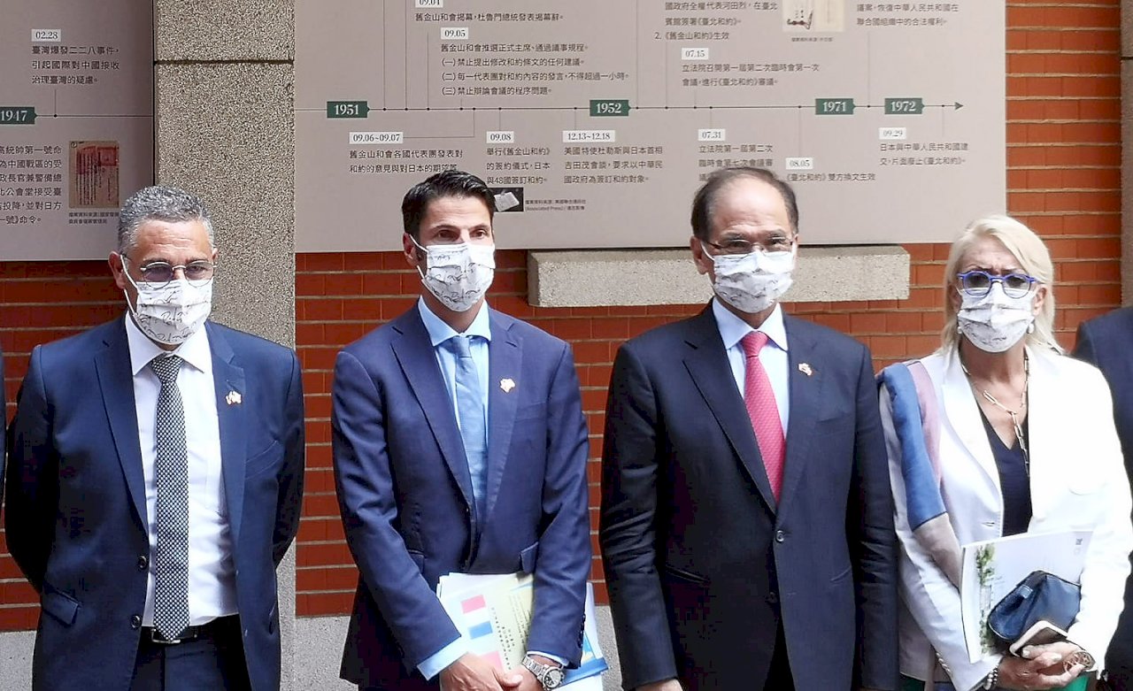 盧沙野「再教育」台灣人  游錫堃: 需要再教育的是他