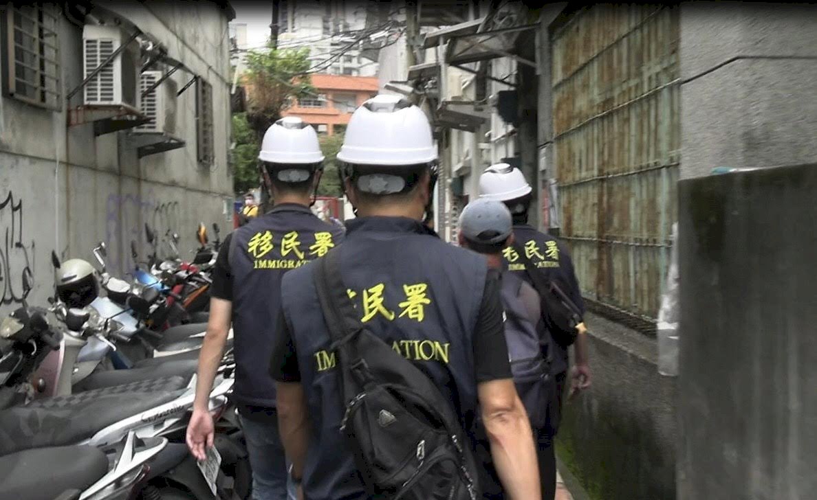 立院審移民法 民團籲落實律師在場權