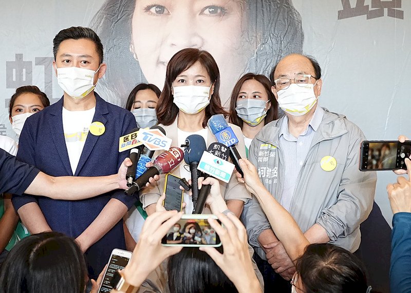 林智堅復出為沈慧虹站台造勢 林耕仁稱不對稱戰爭毫無畏懼