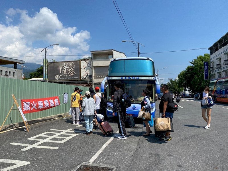 台鐵花東線修復時間未定  啟動類火車接駁