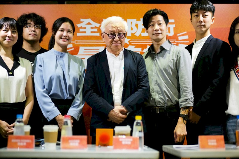 曹興誠的「抗中保台」引發各界關注