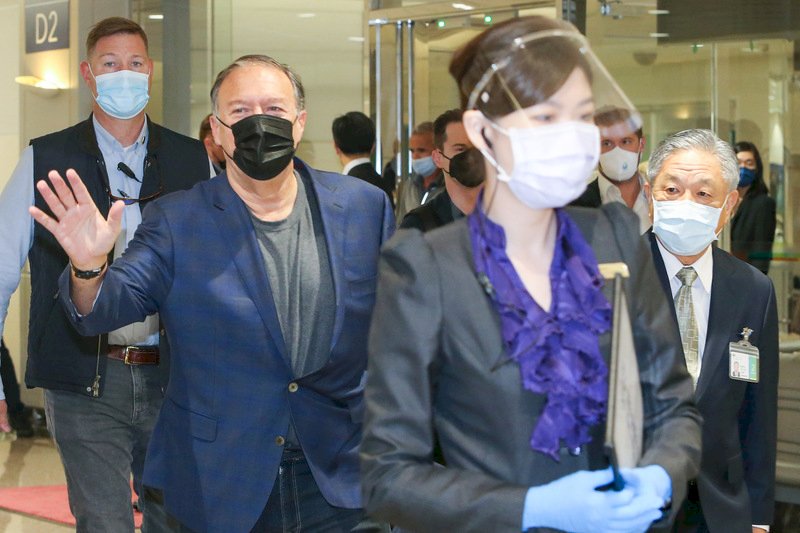 蓬佩奧晚間搭機抵台 將出席全球台商經貿論壇