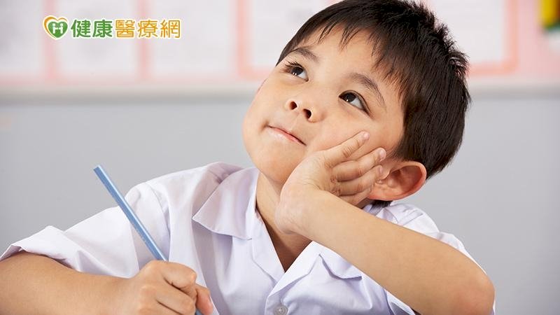 家中寶貝上學不專心？很皮？兒科醫教你分辨原因
