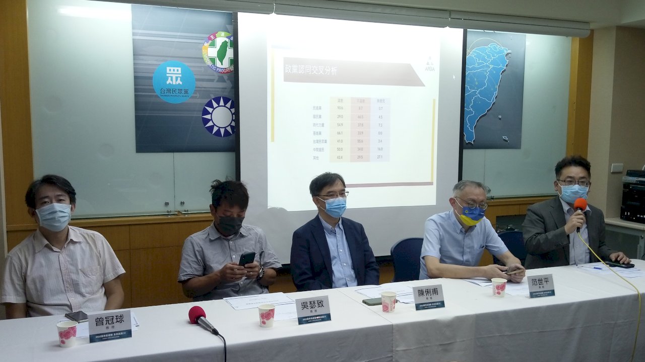 2022選戰／高虹安戰學歷挫選情 沈慧虹民調領先