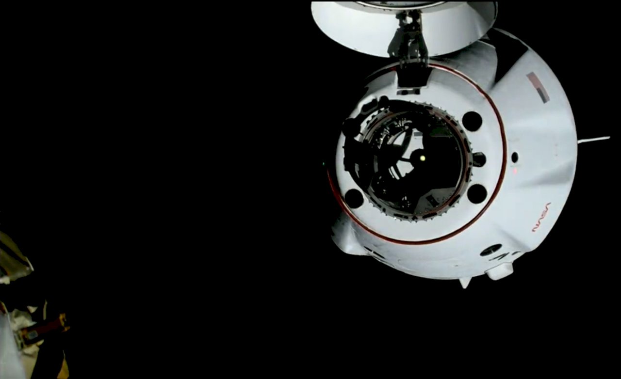 飛行29小時 Crew-5團隊抵國際太空站展開科學任務