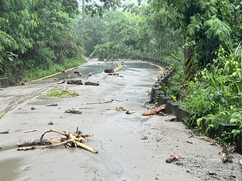 宜蘭大豪雨  碧候溫泉區與冬山河航運暫停營業