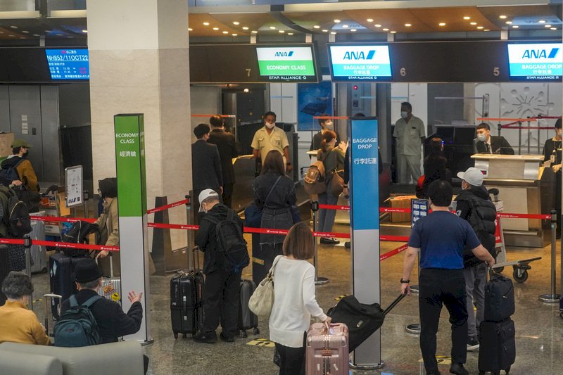 日本解除入境管制 日媒：台灣觀光客開心啟程