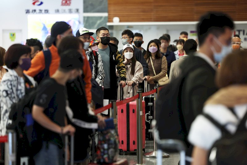 取消入境人數上限首日 桃機旅客量創解封來新高