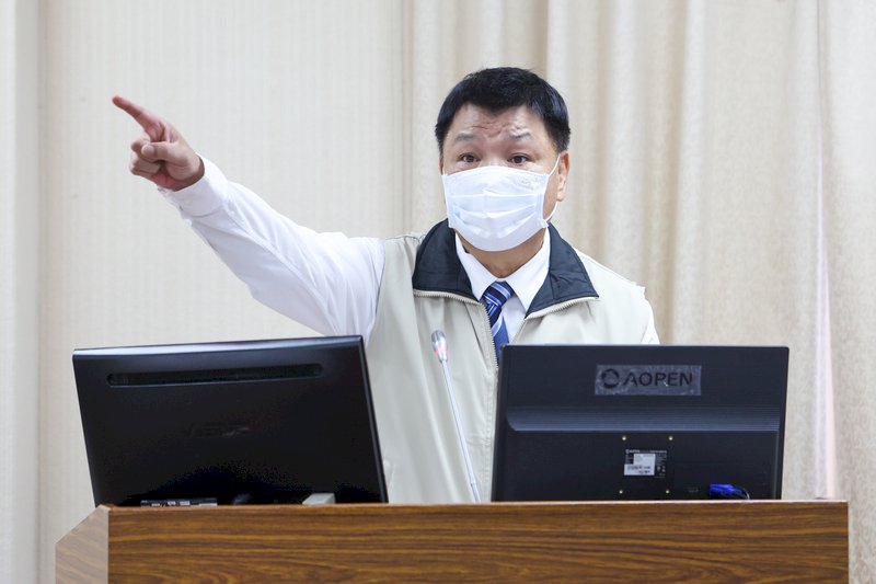 退輔會：支持轉型正義但反對拆除蔣中正銅像