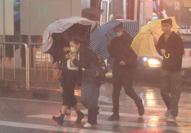 尼莎颱風海警解除  20日後雨勢減緩