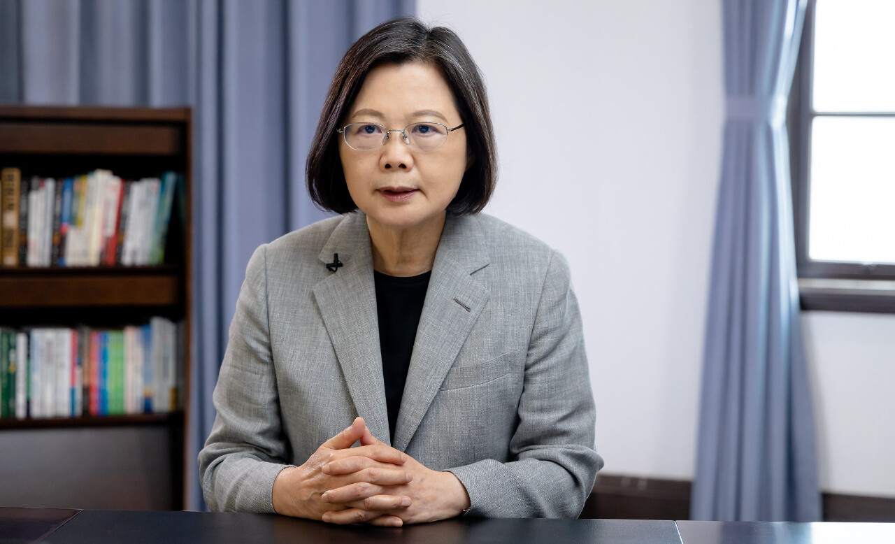 蔡總統：投入小水力發電 持續推動能源轉型