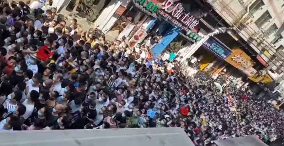 20大後續封控！ 鄭州未如期解封、廣漢都現百萬人上街核酸爆民怨