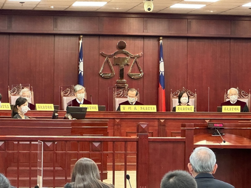 誹謗罪箝制言論自由？憲法法庭14日言詞辯論