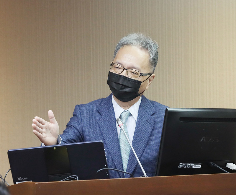 確診不可投票遭批「大法官」 薛瑞元：依法行政
