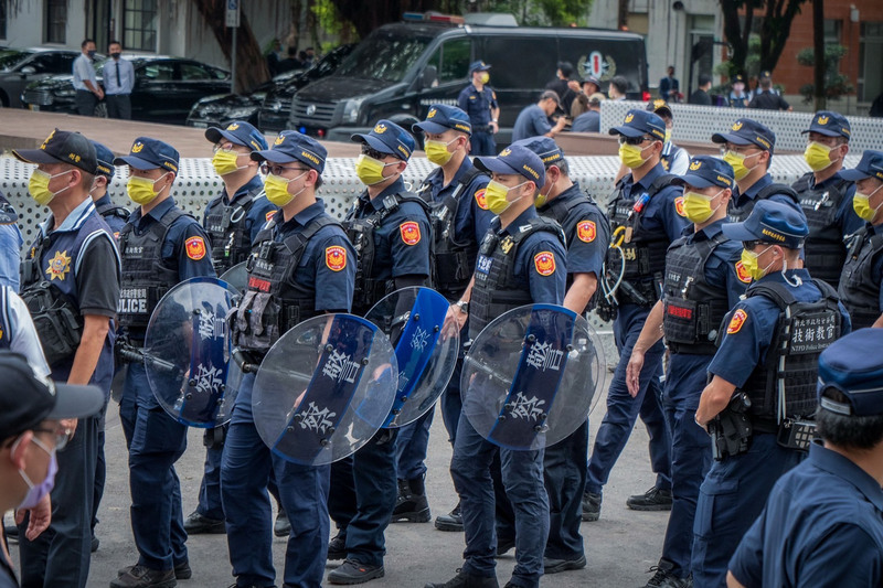 是否覆議警察人事條例 知情人士：需要合法合憲救濟方式讓政府回到常軌
