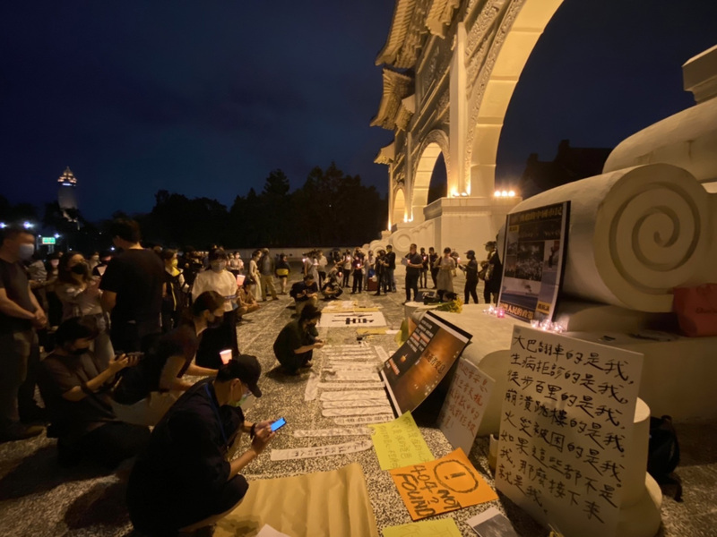 聲援中國抗議  自由廣場燭光哀悼烏魯木齊逝者