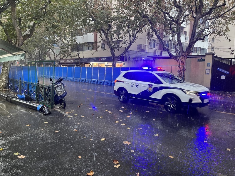 白紙革命／強勢警力和低溫 北京抗議伺機而動