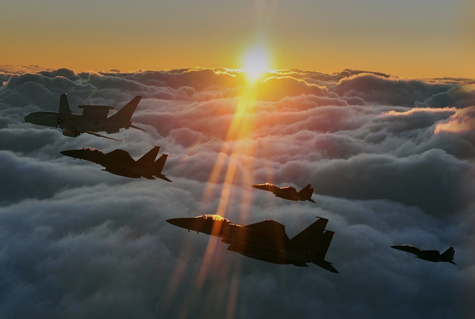 11架中俄軍機闖入防空識別區 南韓出動戰機應對