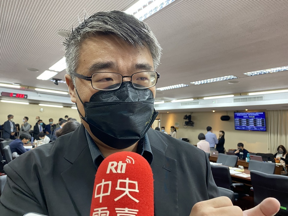 與媒體平台共榮 數位部：規劃第3輪媒體議價對話