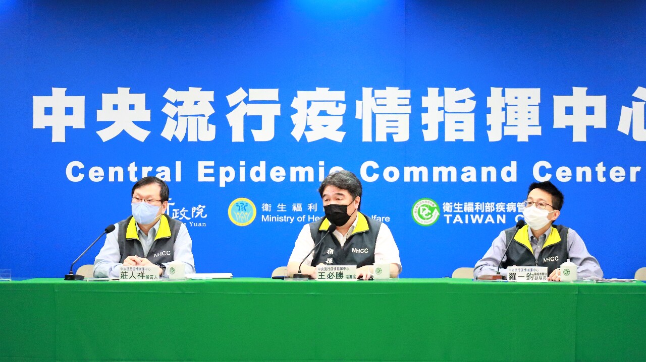 王必勝：若自主防疫佳 擬加速開放室內免戴口罩