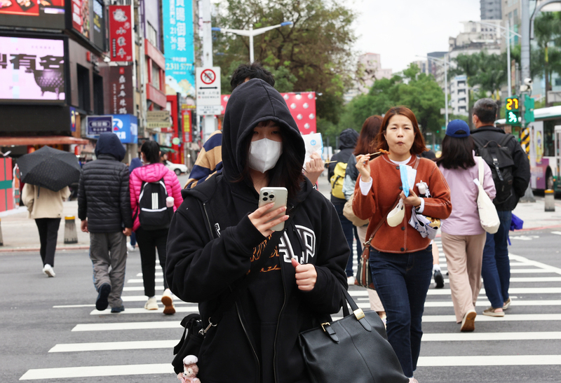 強烈大陸冷氣團報到 北部濕涼下午轉乾冷