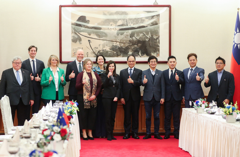 游錫堃接見歐洲議會國貿委員會訪團  感謝挺台