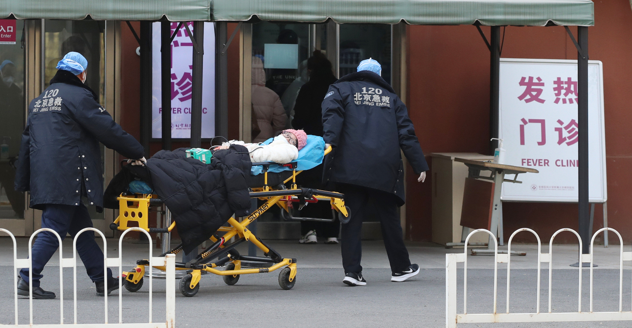 Omicron與Delta齊發威 中國染疫者多現「白肺」