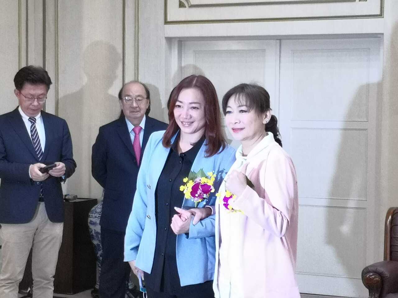 立院新戰力 陳靜敏、陳琬惠宣誓就職不分區立委