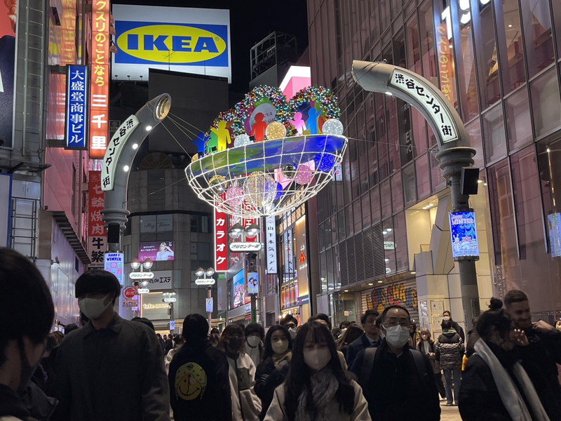 東京澀谷憂人群聚集 八公像周邊跨年再度封鎖