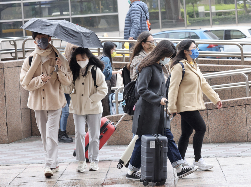 明天全台有機會降雨 3000公尺高山有望降雪
