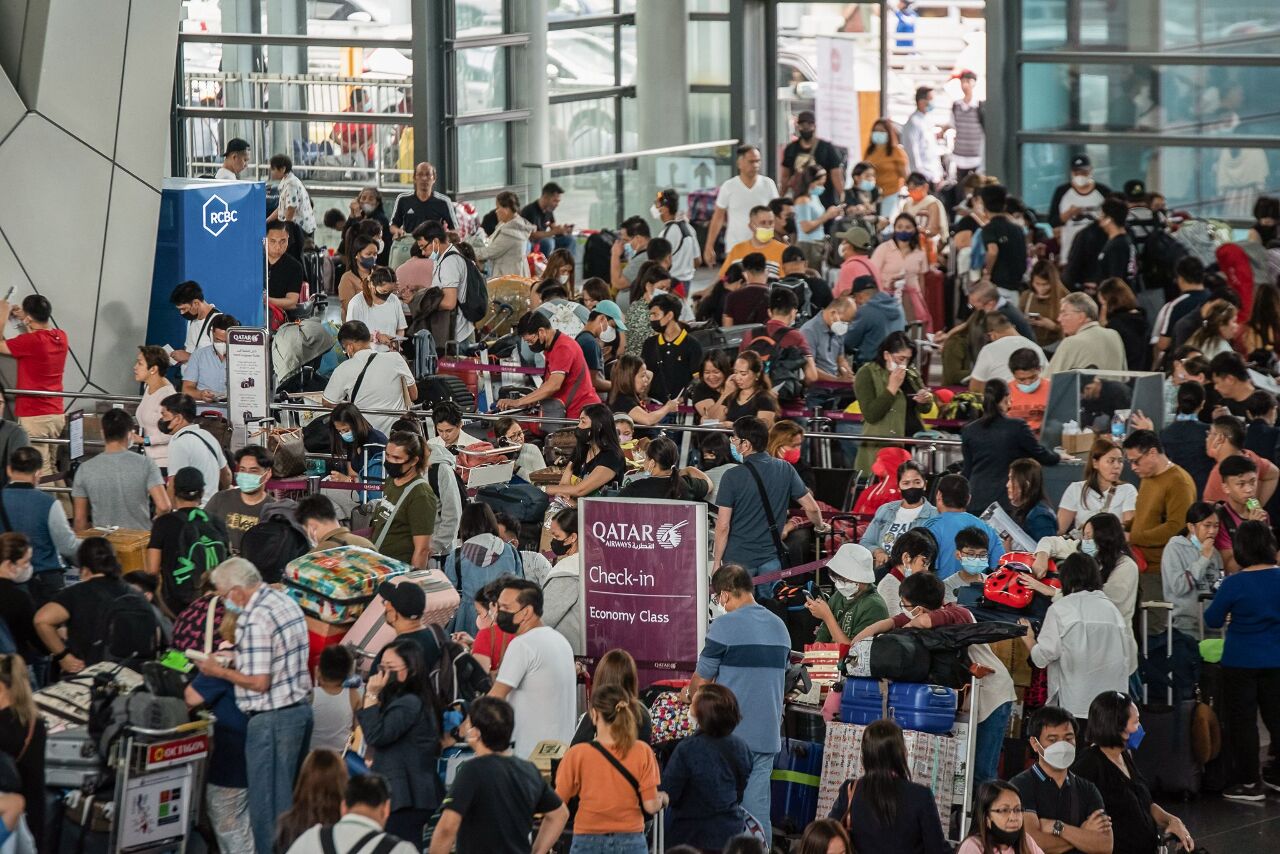 菲律賓馬尼拉機場航管系統異常 上千名乘客滯留機場