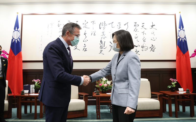 總統：面對威權主義擴張 台灣將持續提升國防戰力